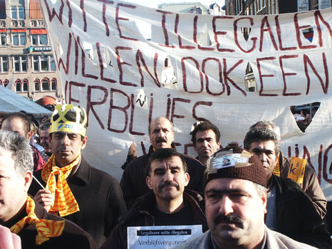 Witte Illegalen willen ook een verblijfsvergunning